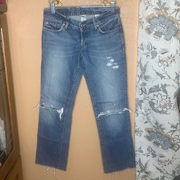 Lucky Brand Distressed Sweet Dream Cuffed Crop Size 4/27 - Picture 7 of 16